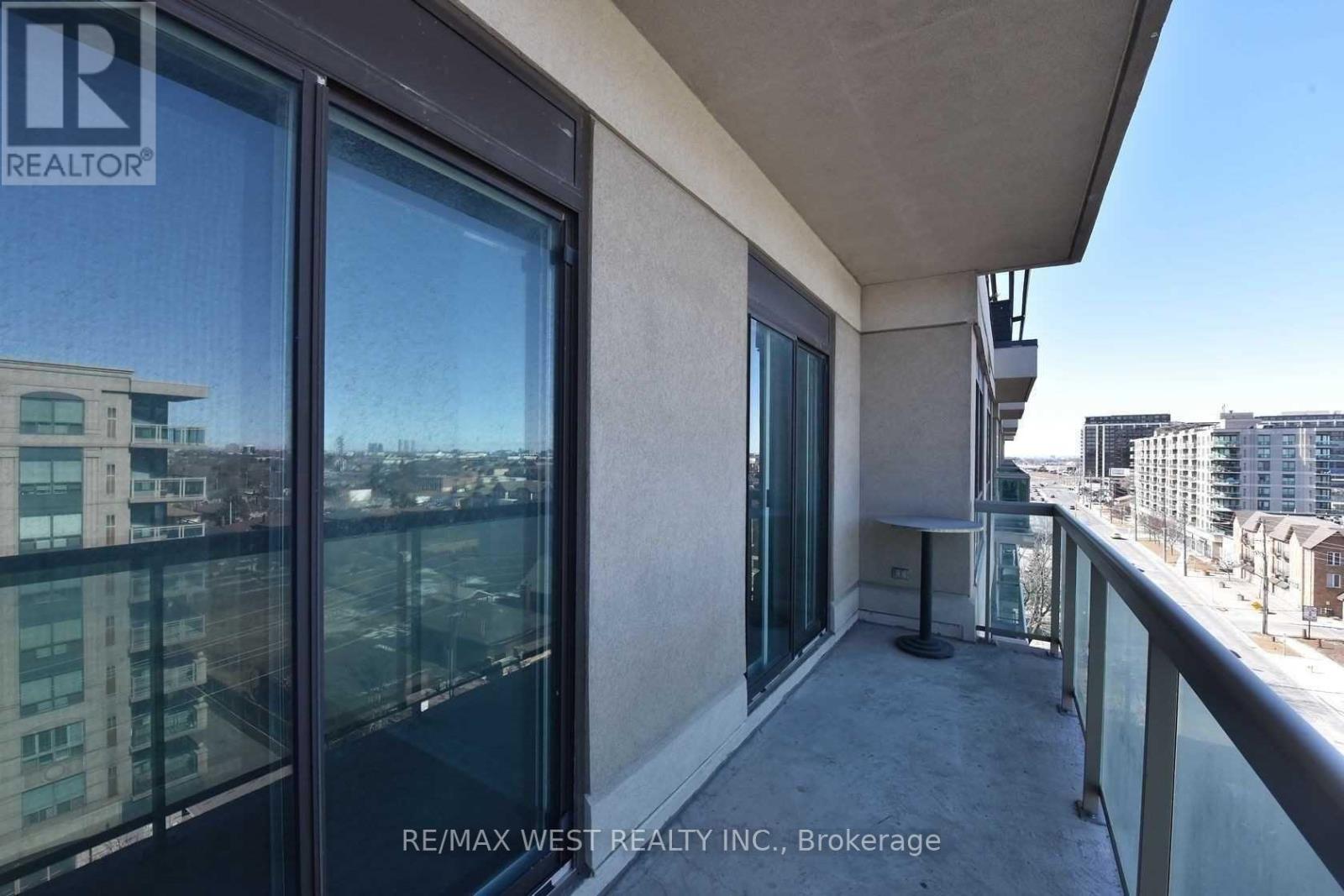 Ph810 - 935 Sheppard Avenue W, Toronto (Clanton Park), Ontario  M3H 2T7 - Photo 39 - C12208104