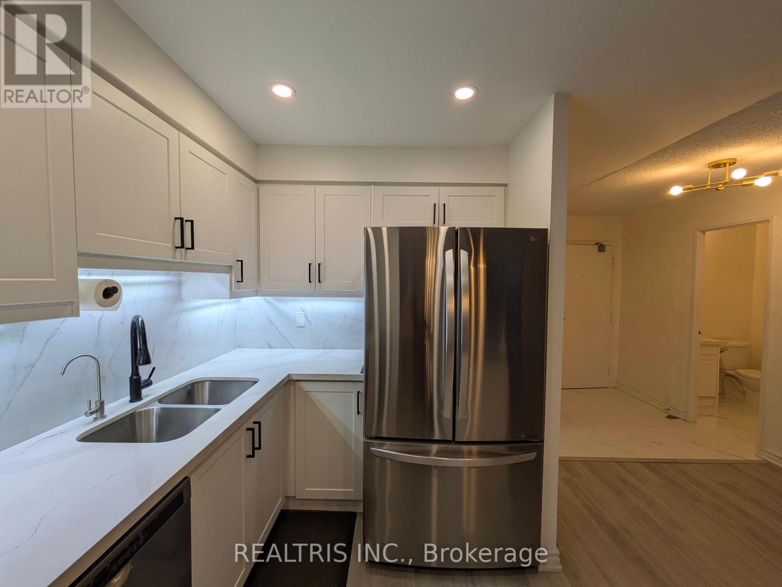 339 - 4005 Don Mills Road, Toronto (Hillcrest Village), Ontario  M2H 3J9 - Photo 11 - C12208110