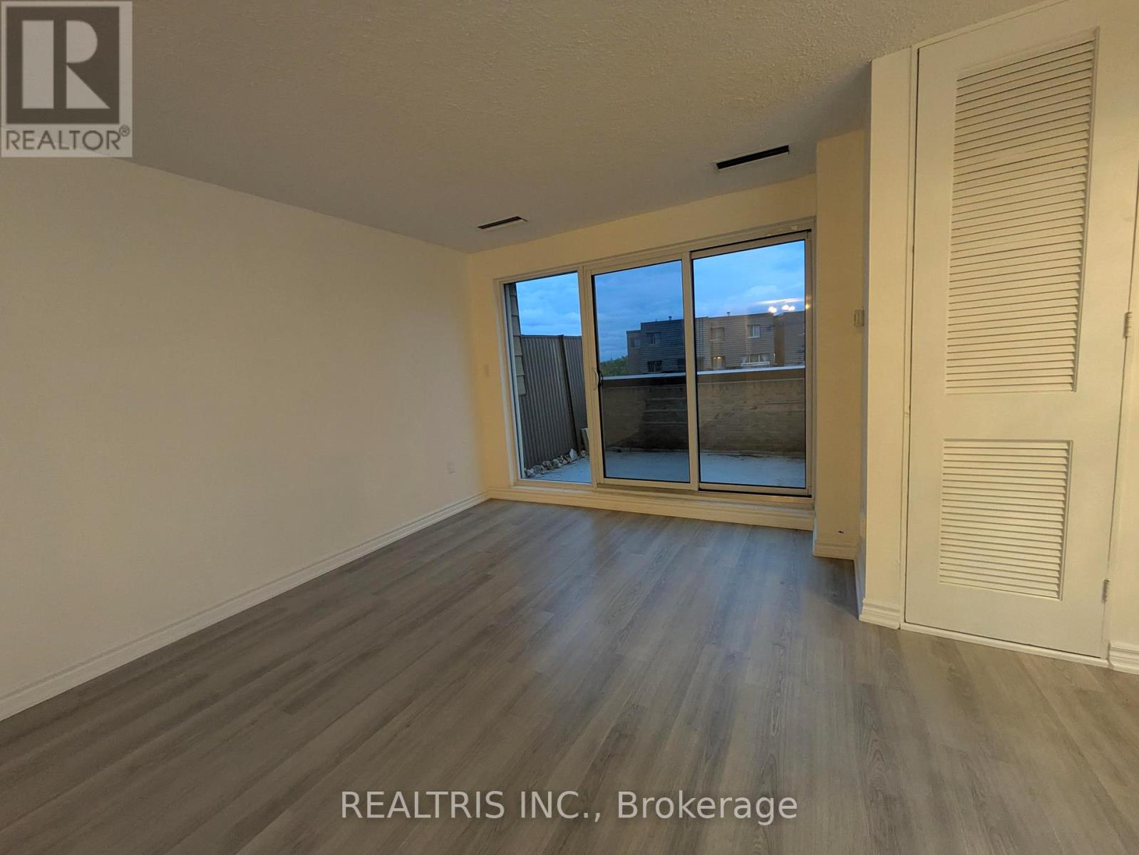 339 - 4005 Don Mills Road, Toronto (Hillcrest Village), Ontario  M2H 3J9 - Photo 16 - C12208110