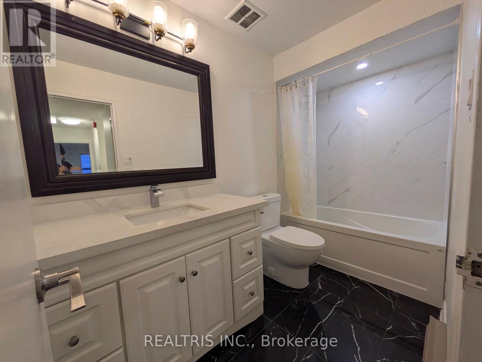339 - 4005 Don Mills Road, Toronto (Hillcrest Village), Ontario  M2H 3J9 - Photo 18 - C12208110