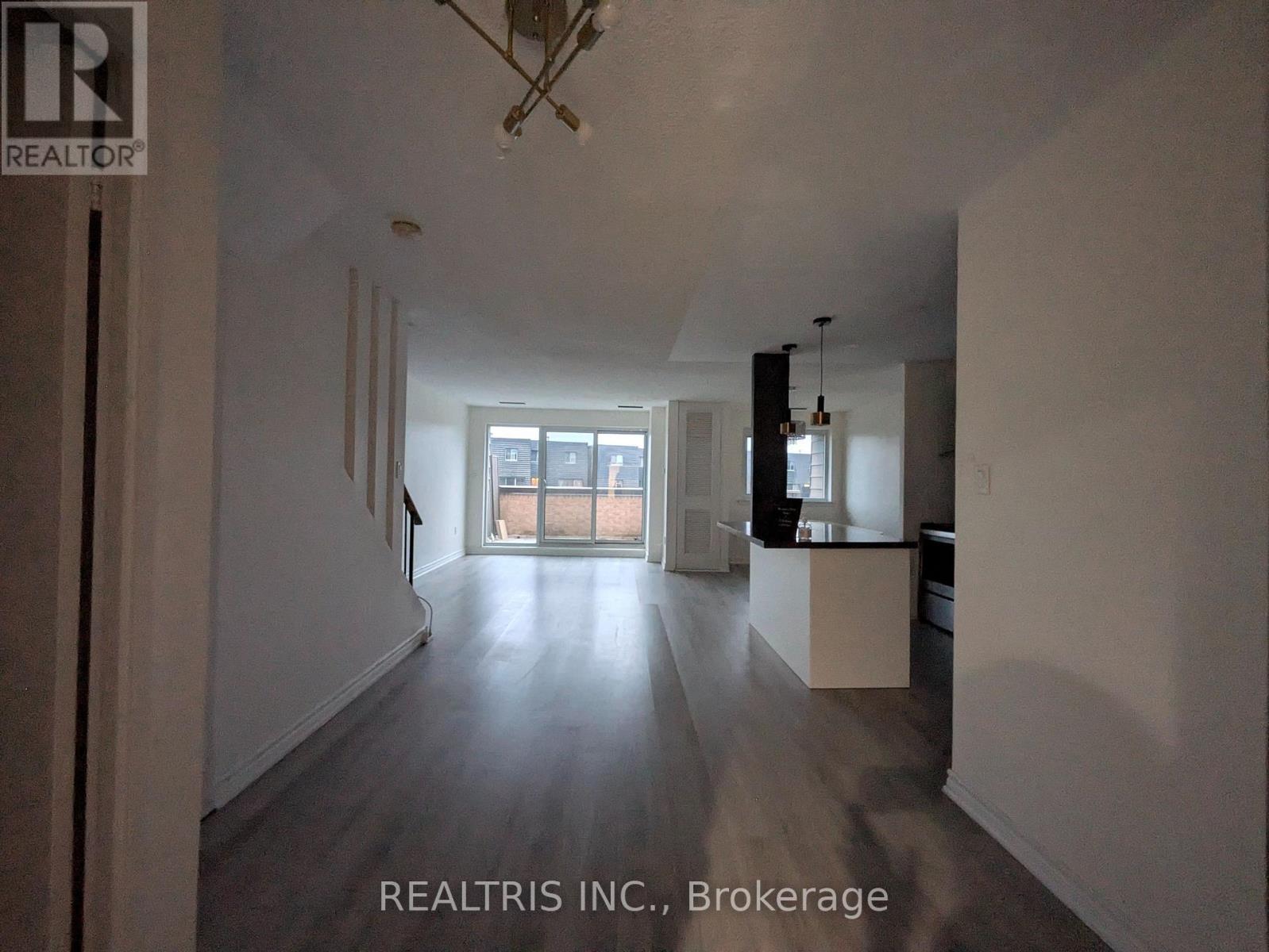 339 - 4005 Don Mills Road, Toronto (Hillcrest Village), Ontario  M2H 3J9 - Photo 3 - C12208110