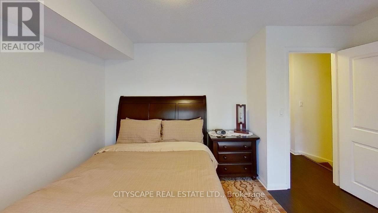 114 - 11 St Joseph Street, Toronto (Bay Street Corridor), Ontario  M4Y 3G4 - Photo 13 - C12208115