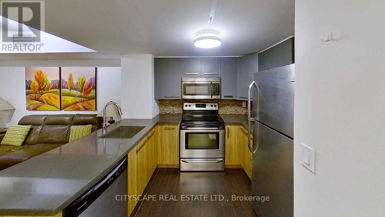 114 - 11 St Joseph Street, Toronto (Bay Street Corridor), Ontario  M4Y 3G4 - Photo 4 - C12208115