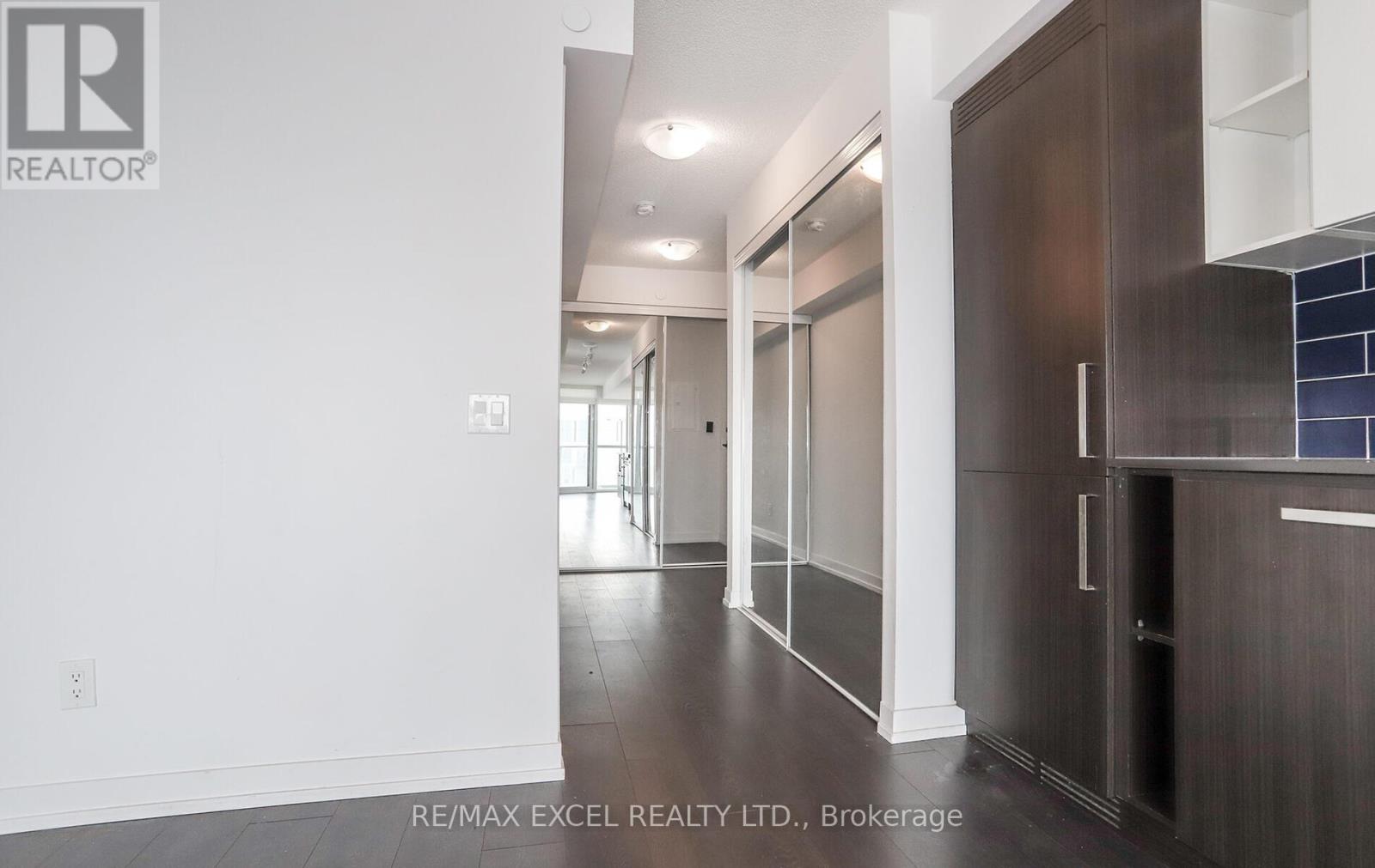 2508 - 125 Redpath Avenue, Toronto, Ontario  M5R 1C4 - Photo 15 - C12208152
