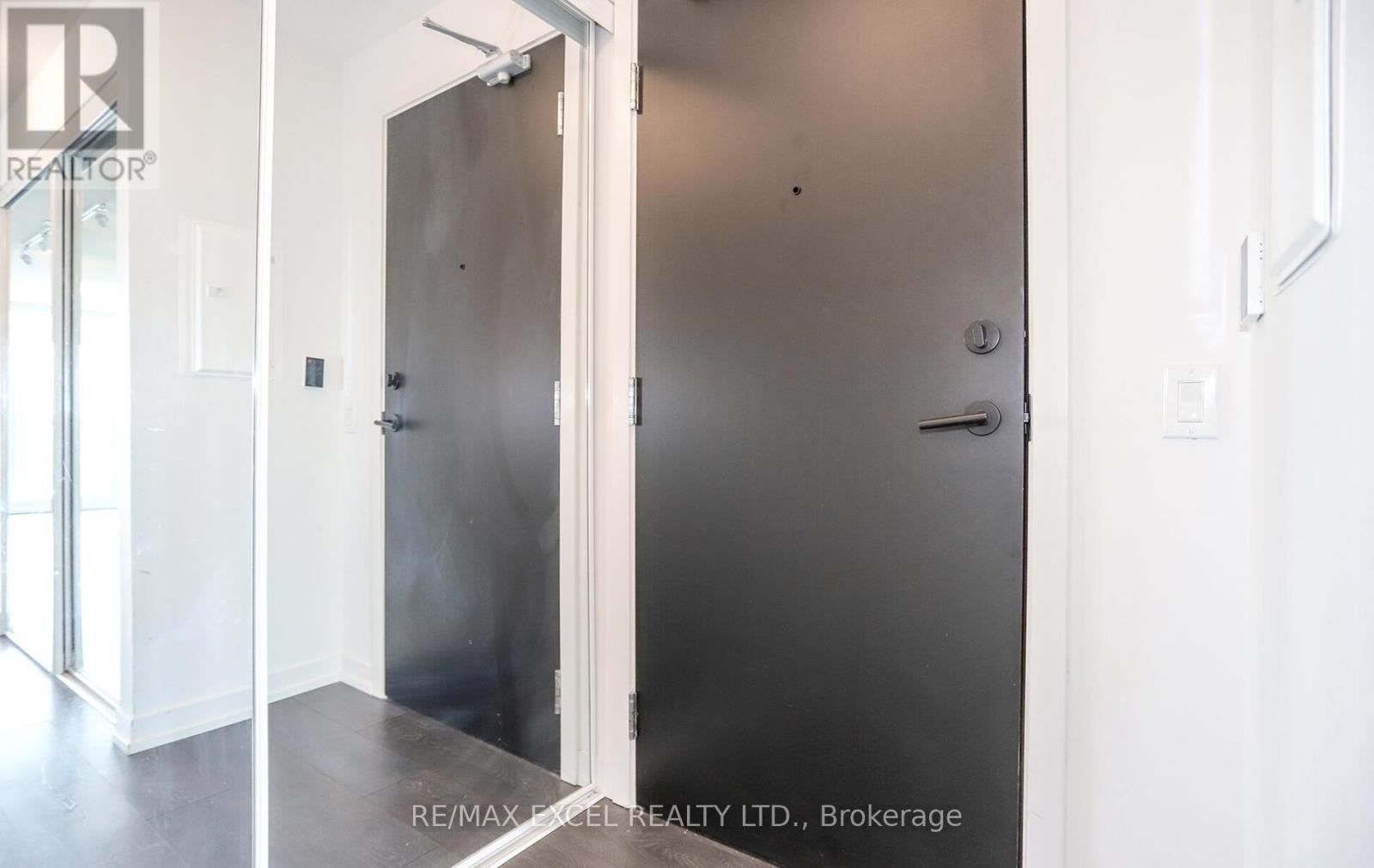 2508 - 125 Redpath Avenue, Toronto, Ontario  M5R 1C4 - Photo 3 - C12208152