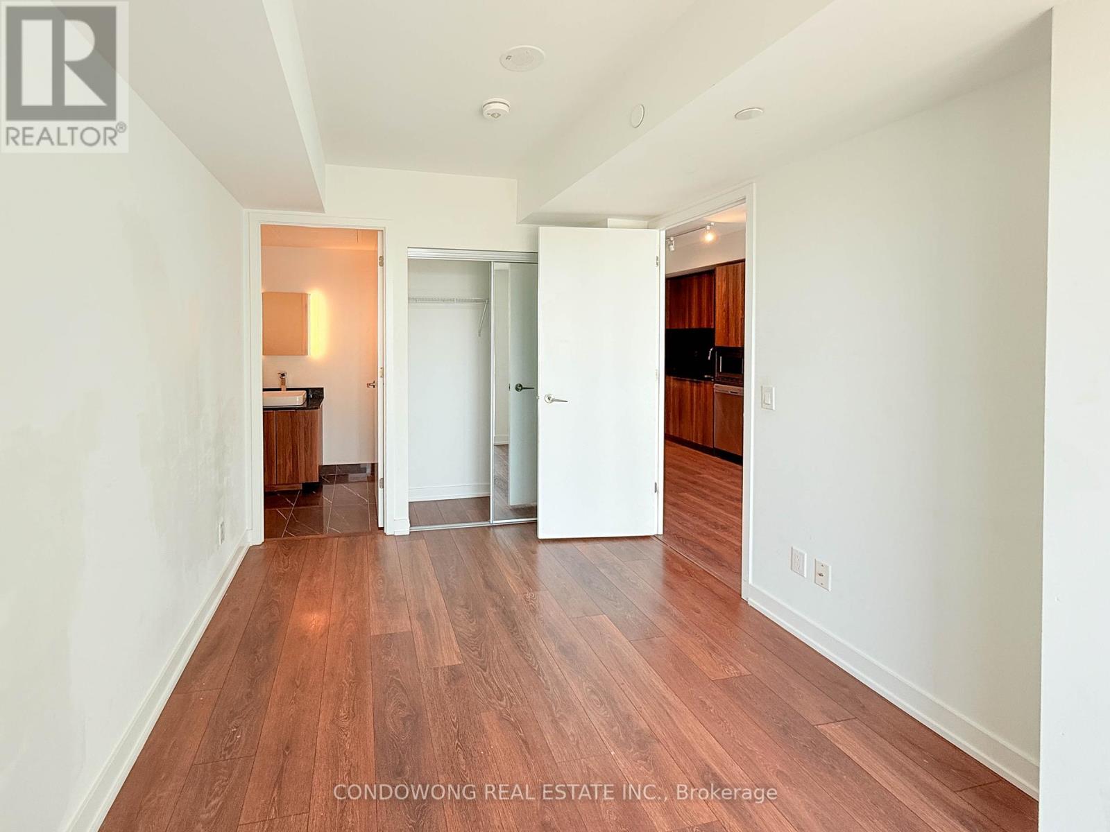 2312 - 501 Yonge Street, Toronto (Church-Yonge Corridor), Ontario  M4Y 0G8 - Photo 5 - C12208162