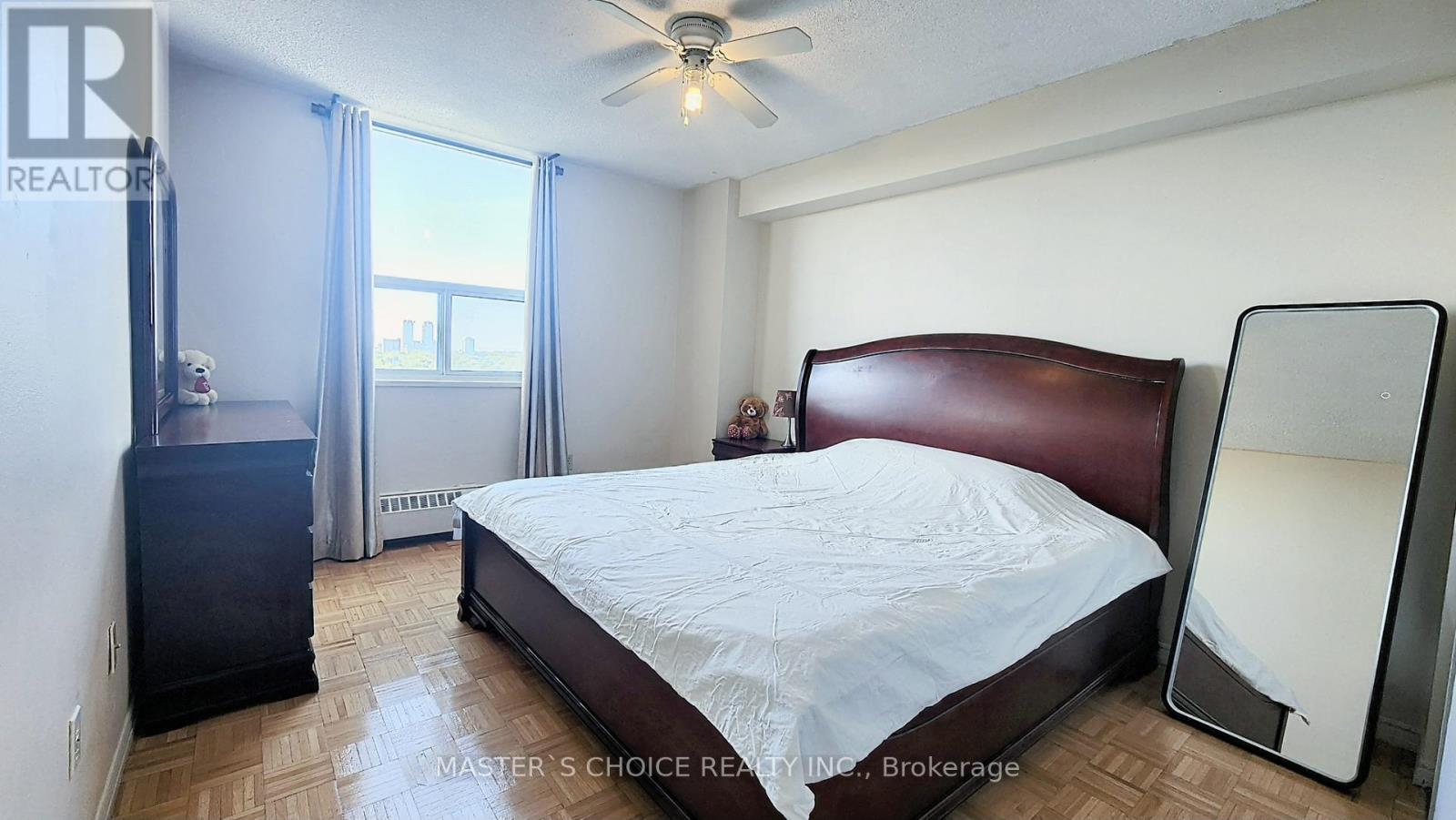 1611 - 1250 Bridletowne Circle, Toronto (L'amoreaux), Ontario  M1W 2V1 - Photo 10 - E12208072