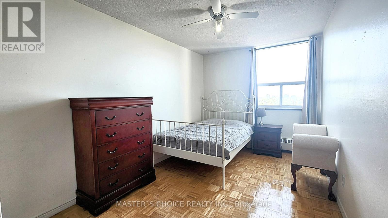 1611 - 1250 Bridletowne Circle, Toronto (L'amoreaux), Ontario  M1W 2V1 - Photo 14 - E12208072