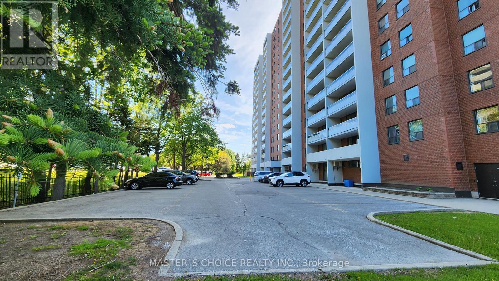 1611 - 1250 Bridletowne Circle, Toronto (L'amoreaux), Ontario  M1W 2V1 - Photo 31 - E12208072