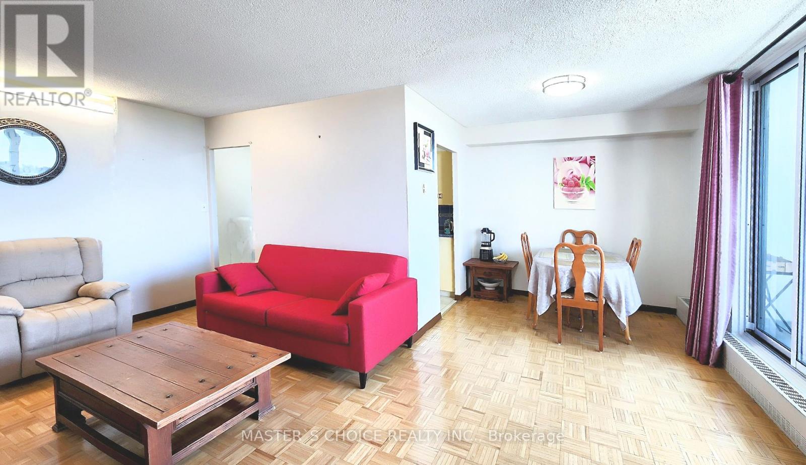 1611 - 1250 Bridletowne Circle, Toronto (L'amoreaux), Ontario  M1W 2V1 - Photo 6 - E12208072