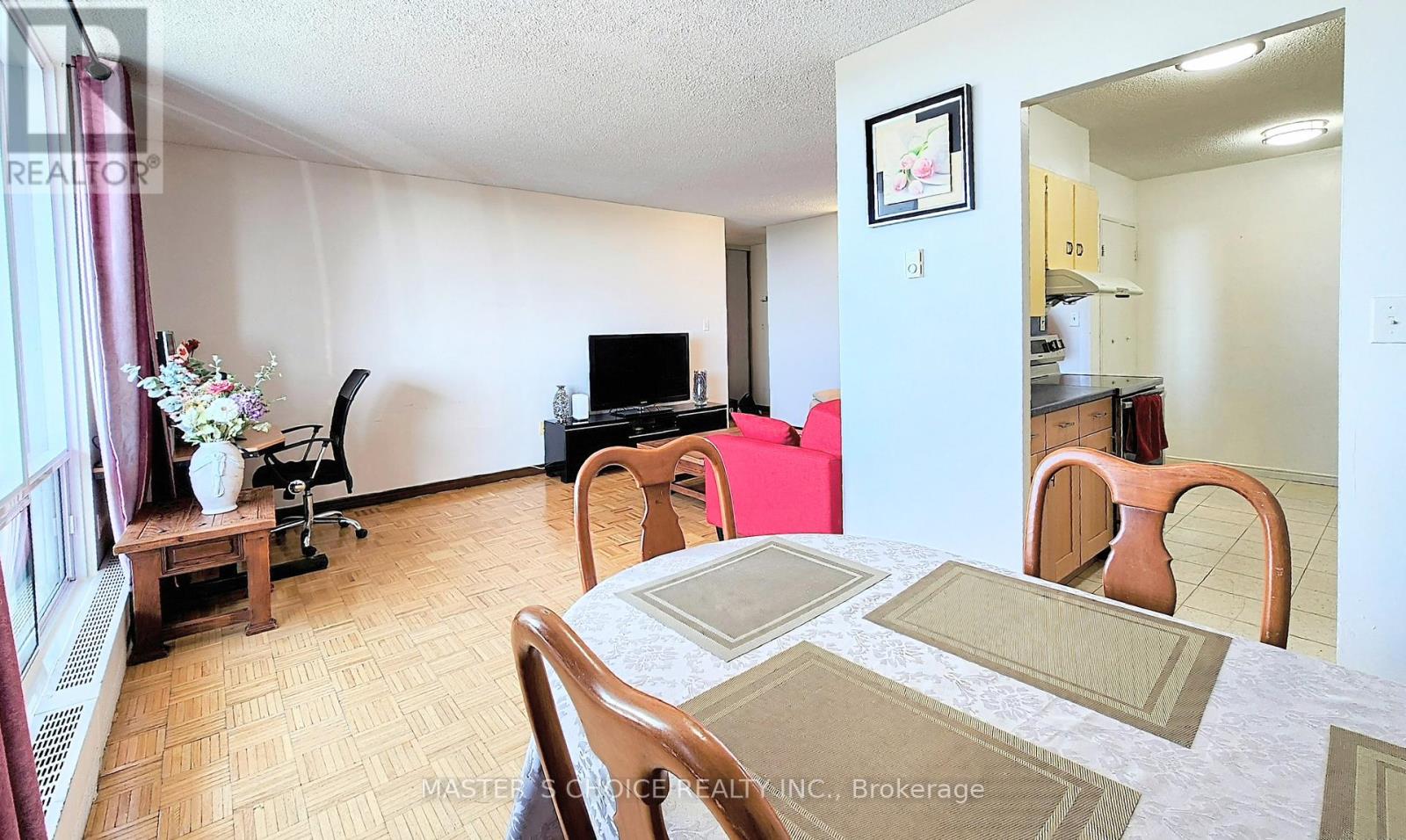 1611 - 1250 Bridletowne Circle, Toronto (L'amoreaux), Ontario  M1W 2V1 - Photo 9 - E12208072