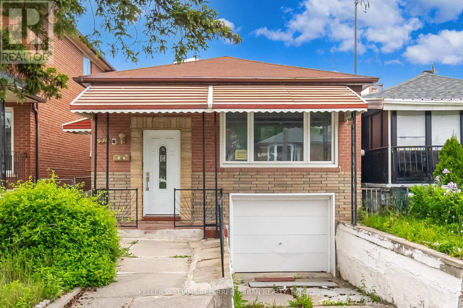 91 Laurel Avenue, Toronto (Kennedy Park), Ontario  M1K 3J8 - Photo 1 - E12208086