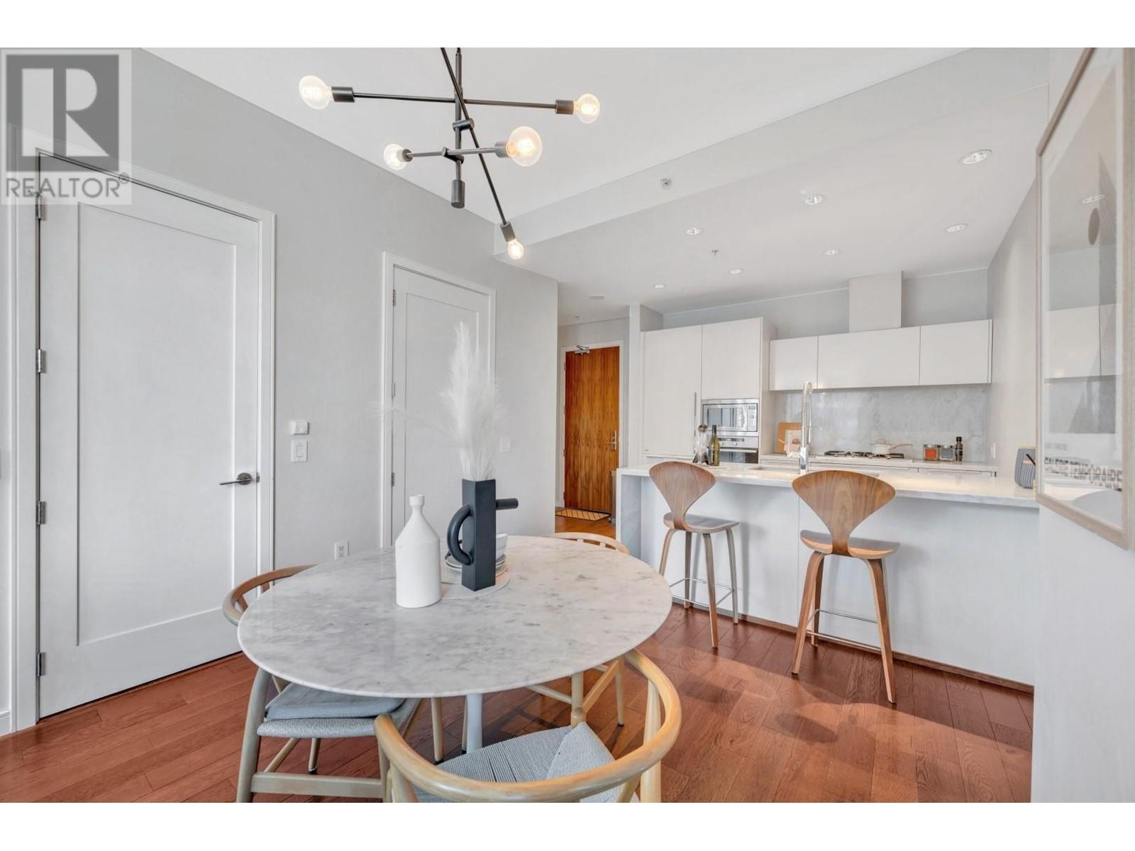 Listing Picture 12 of 39 : 406 1633 ONTARIO STREET, Vancouver / 溫哥華 - 魯藝地產 Yvonne Lu Group - MLS Medallion Club Member