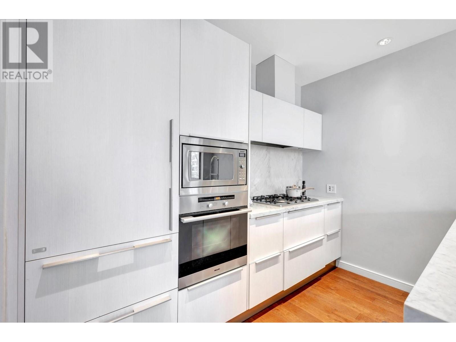 Listing Picture 14 of 39 : 406 1633 ONTARIO STREET, Vancouver / 溫哥華 - 魯藝地產 Yvonne Lu Group - MLS Medallion Club Member