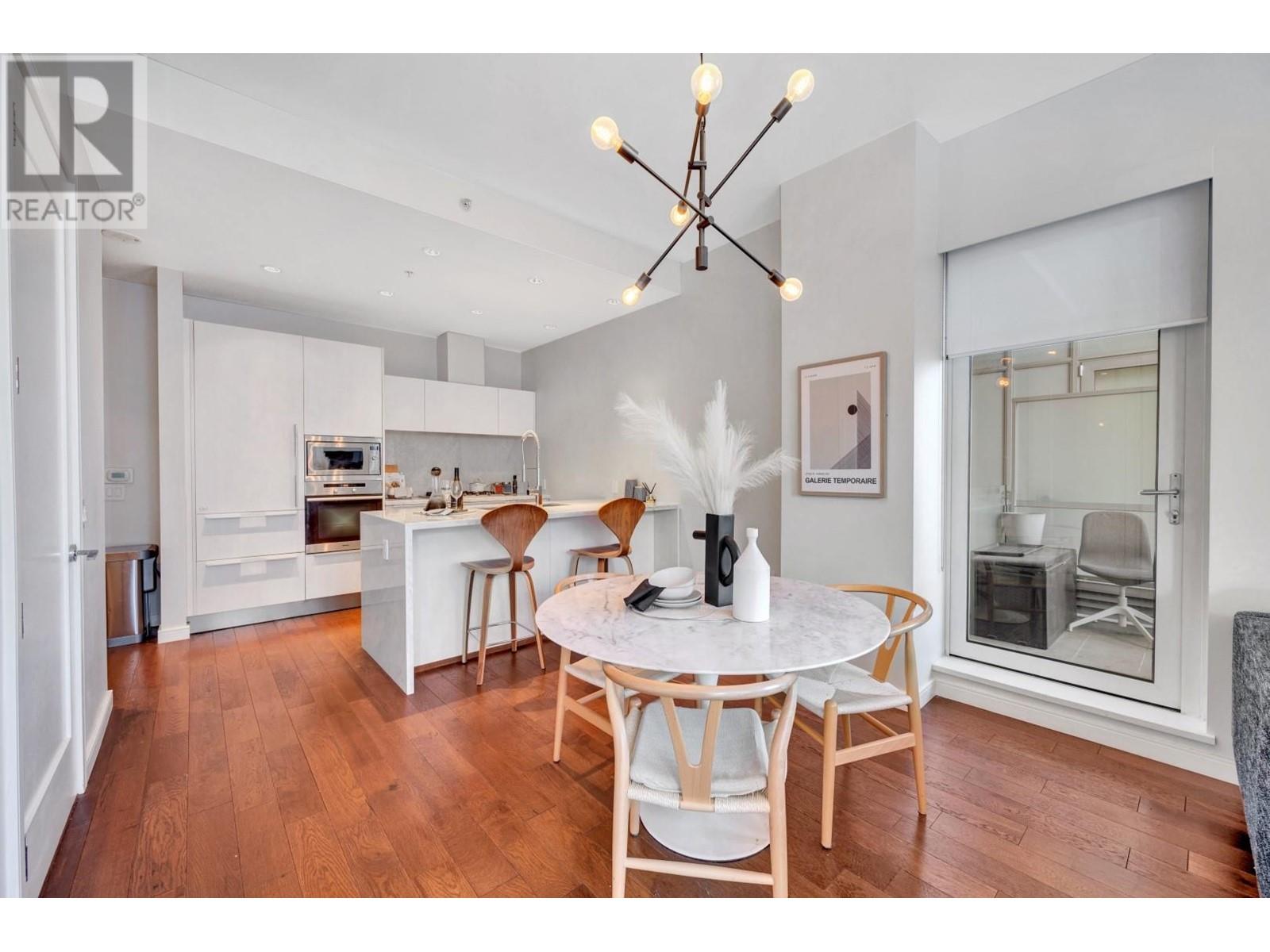 Listing Picture 3 of 39 : 406 1633 ONTARIO STREET, Vancouver / 溫哥華 - 魯藝地產 Yvonne Lu Group - MLS Medallion Club Member