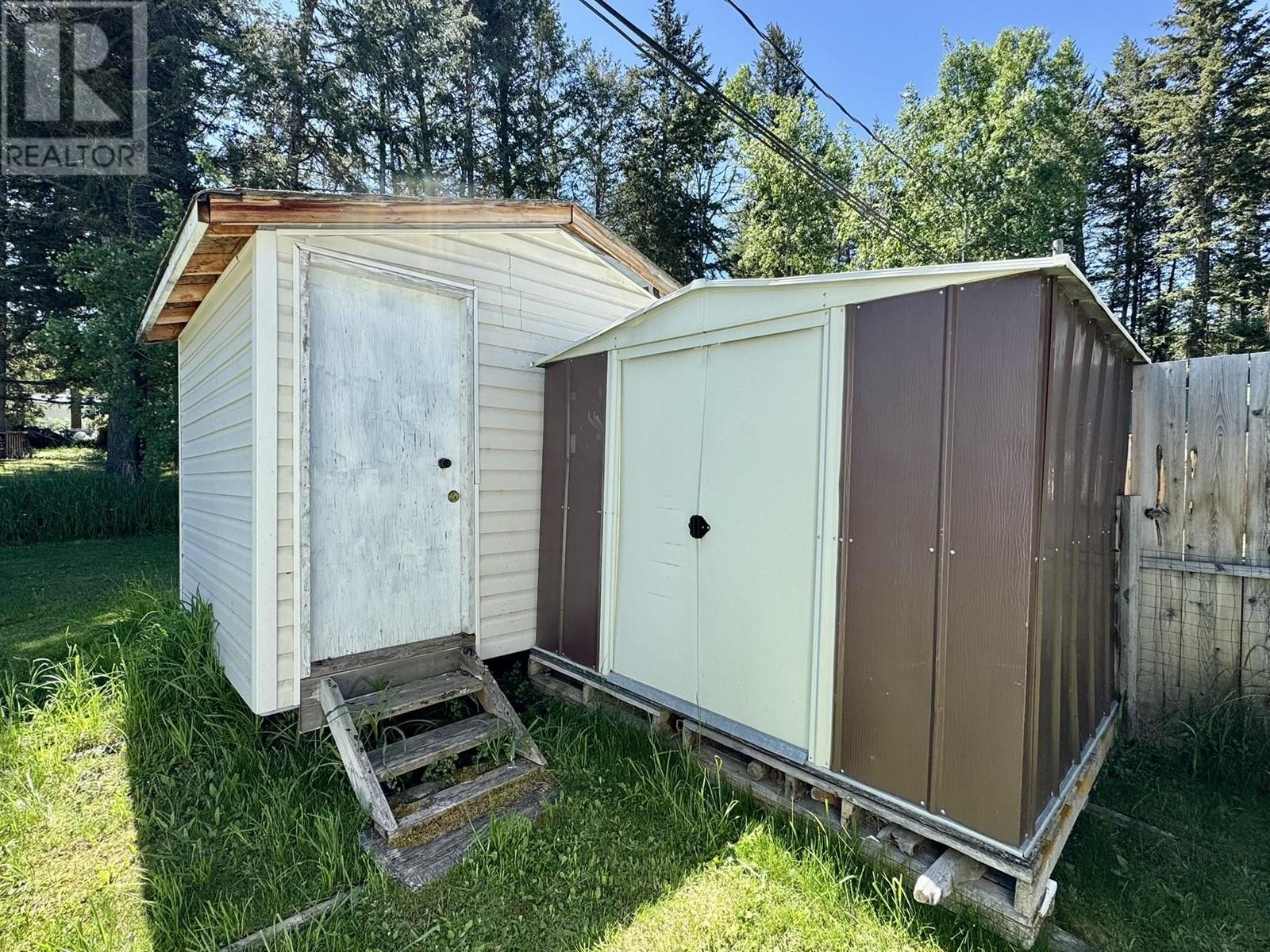 30 5378 Park Drive, 103 Mile House, British Columbia  V0K 2E1 - Photo 4 - R3013256