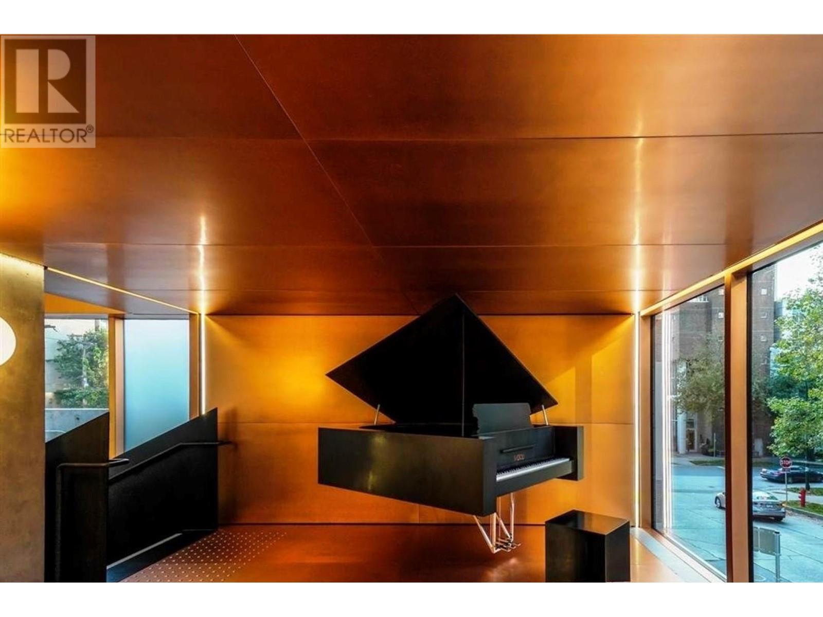 Listing Picture 6 of 22 : 3308 1480 HOWE STREET, Vancouver / 溫哥華 - 魯藝地產 Yvonne Lu Group - MLS Medallion Club Member