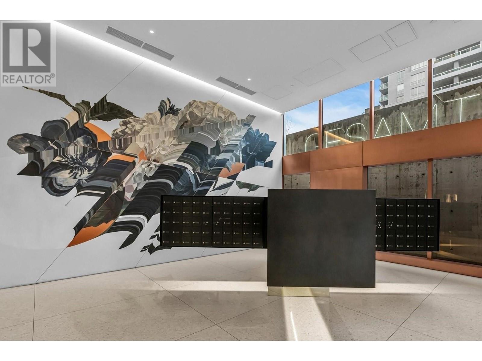 Listing Picture 7 of 22 : 3308 1480 HOWE STREET, Vancouver / 溫哥華 - 魯藝地產 Yvonne Lu Group - MLS Medallion Club Member