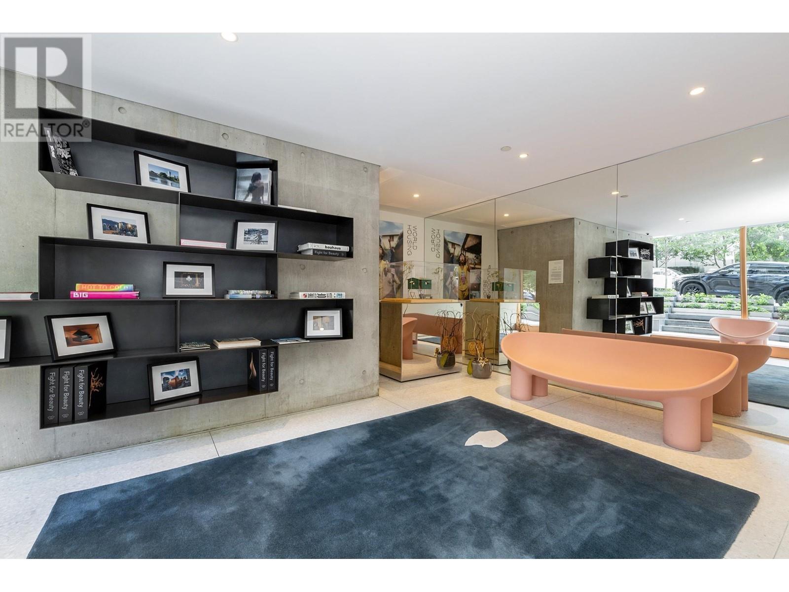 Listing Picture 9 of 22 : 3308 1480 HOWE STREET, Vancouver / 溫哥華 - 魯藝地產 Yvonne Lu Group - MLS Medallion Club Member