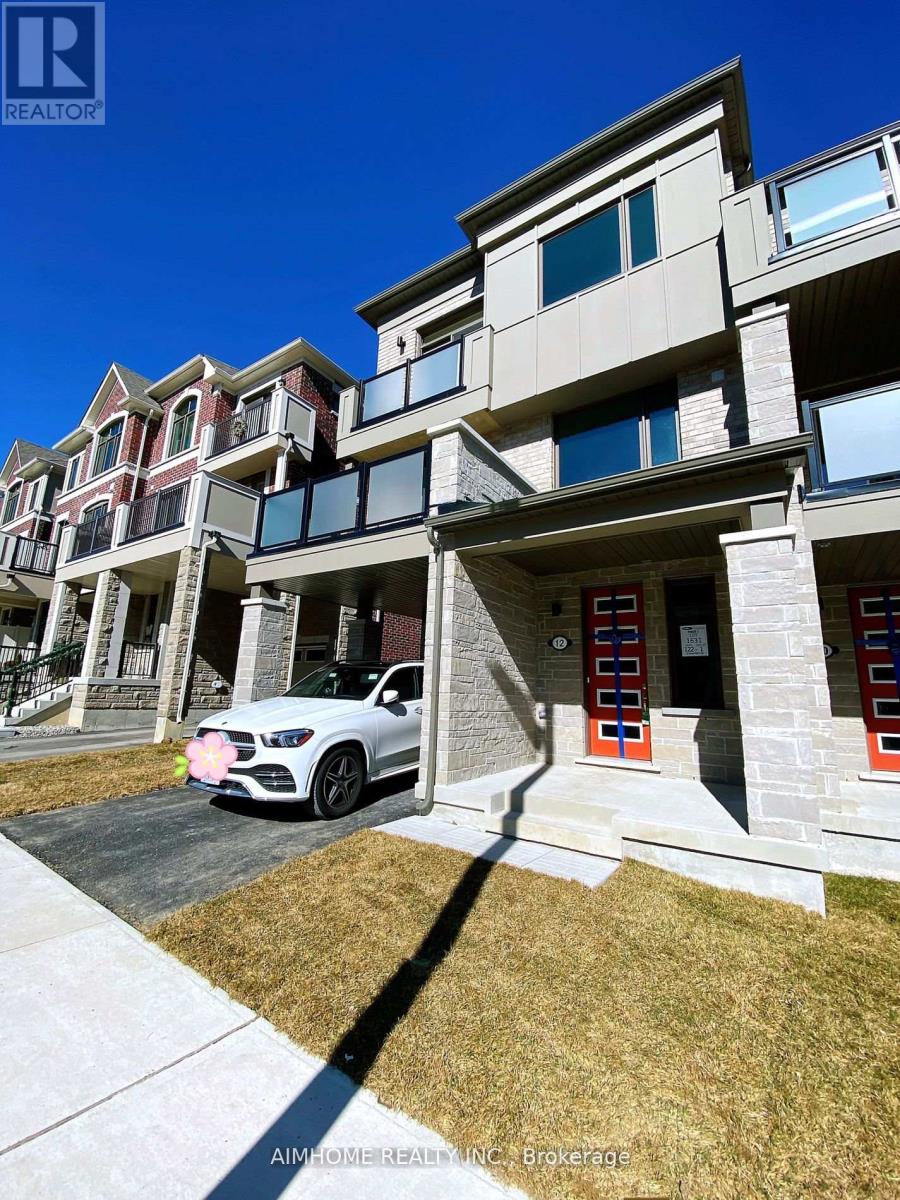 12 Thomas Frisby Jr Crescent, Markham (Victoria Square), Ontario  L6C 3L1 - Photo 3 - N12208082