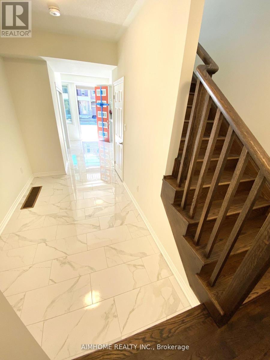 12 Thomas Frisby Jr Crescent, Markham (Victoria Square), Ontario  L6C 3L1 - Photo 6 - N12208082