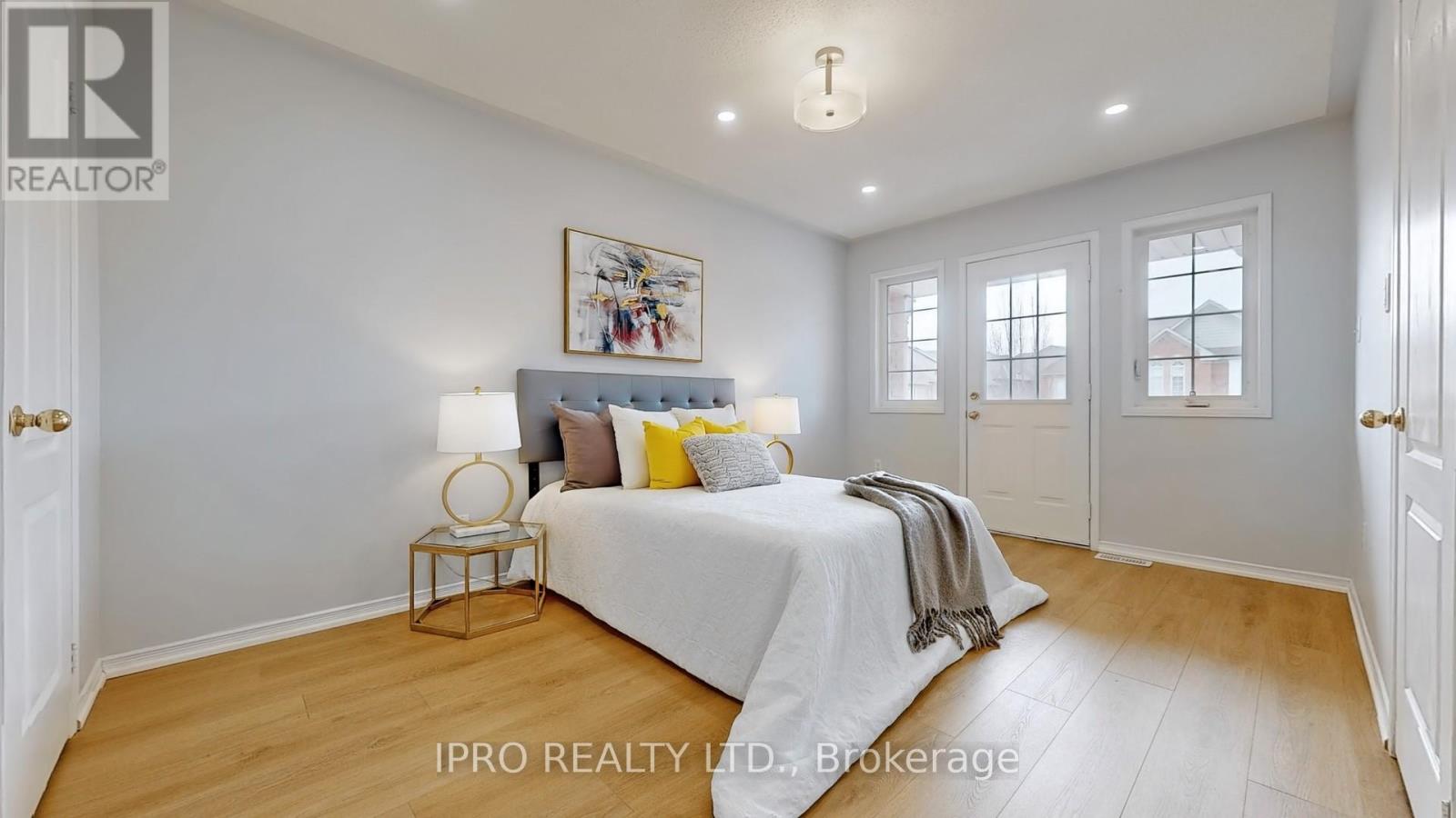 128 Lebovic Drive, Richmond Hill, Ontario  L4E 5B8 - Photo 24 - N12208096