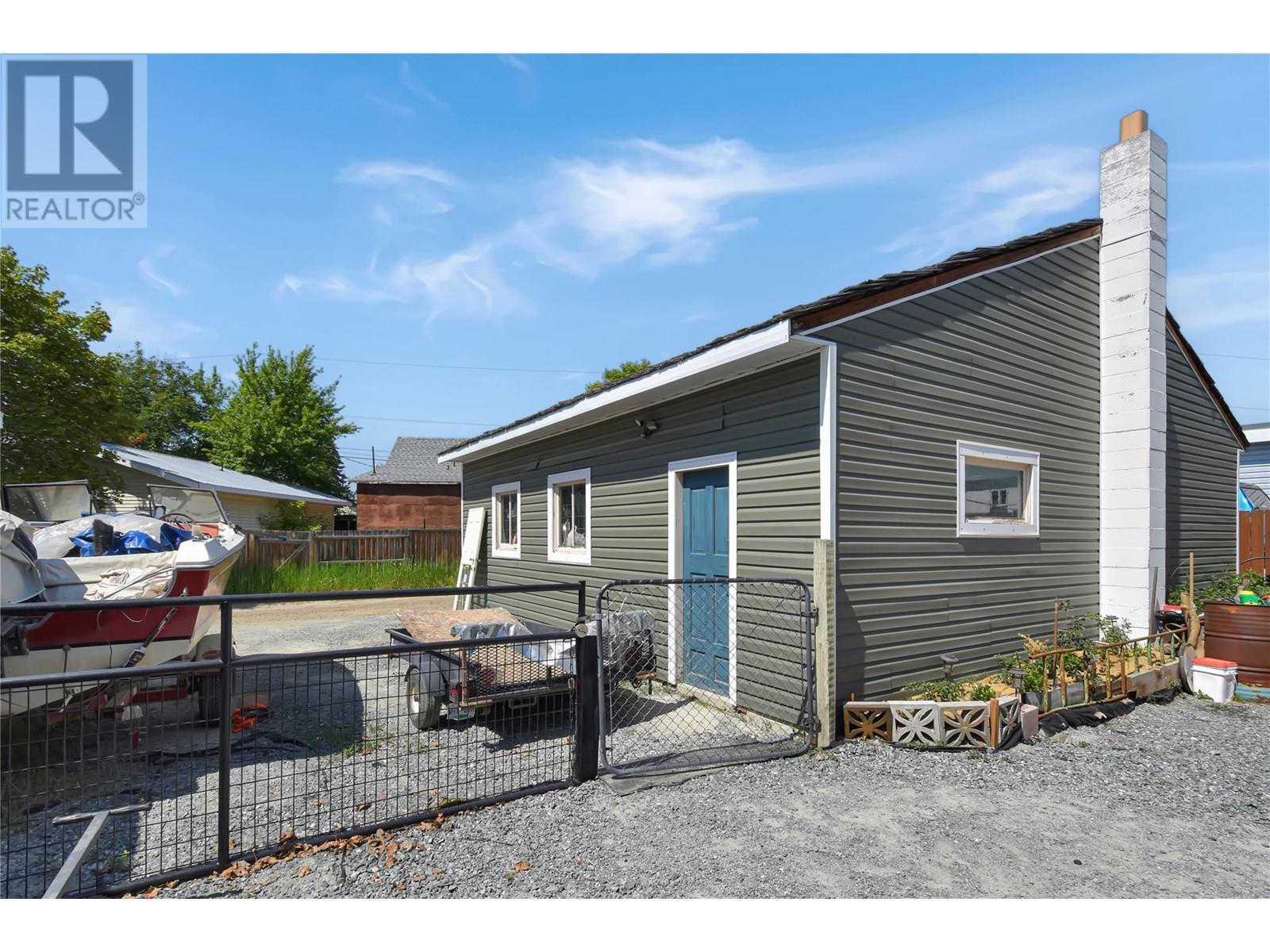 19 Wattsville Road, Cranbrook, British Columbia  V1C 2A1 - Photo 39 - 10351373