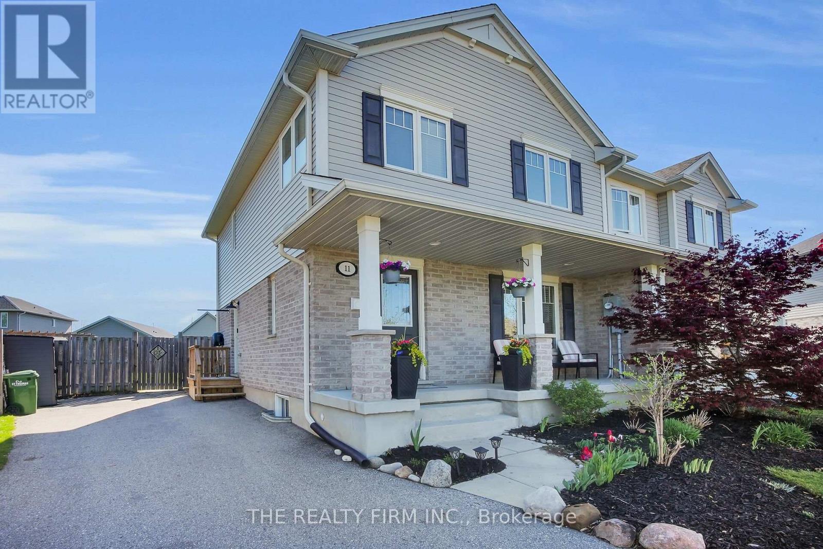 11 CARDINAL COURT, St. Thomas, Ontario
