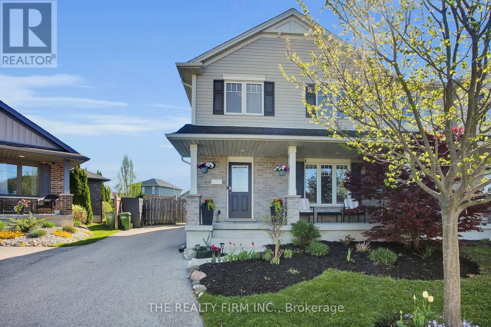 11 Cardinal Court, St. Thomas, Ontario  N5P 0C5 - Photo 2 - X12208167