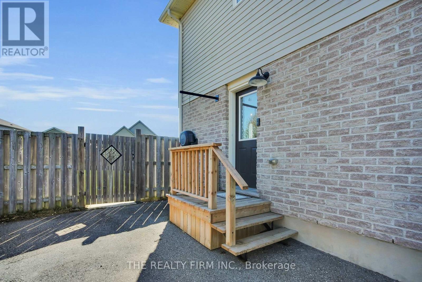 11 Cardinal Court, St. Thomas, Ontario  N5P 0C5 - Photo 32 - X12208167