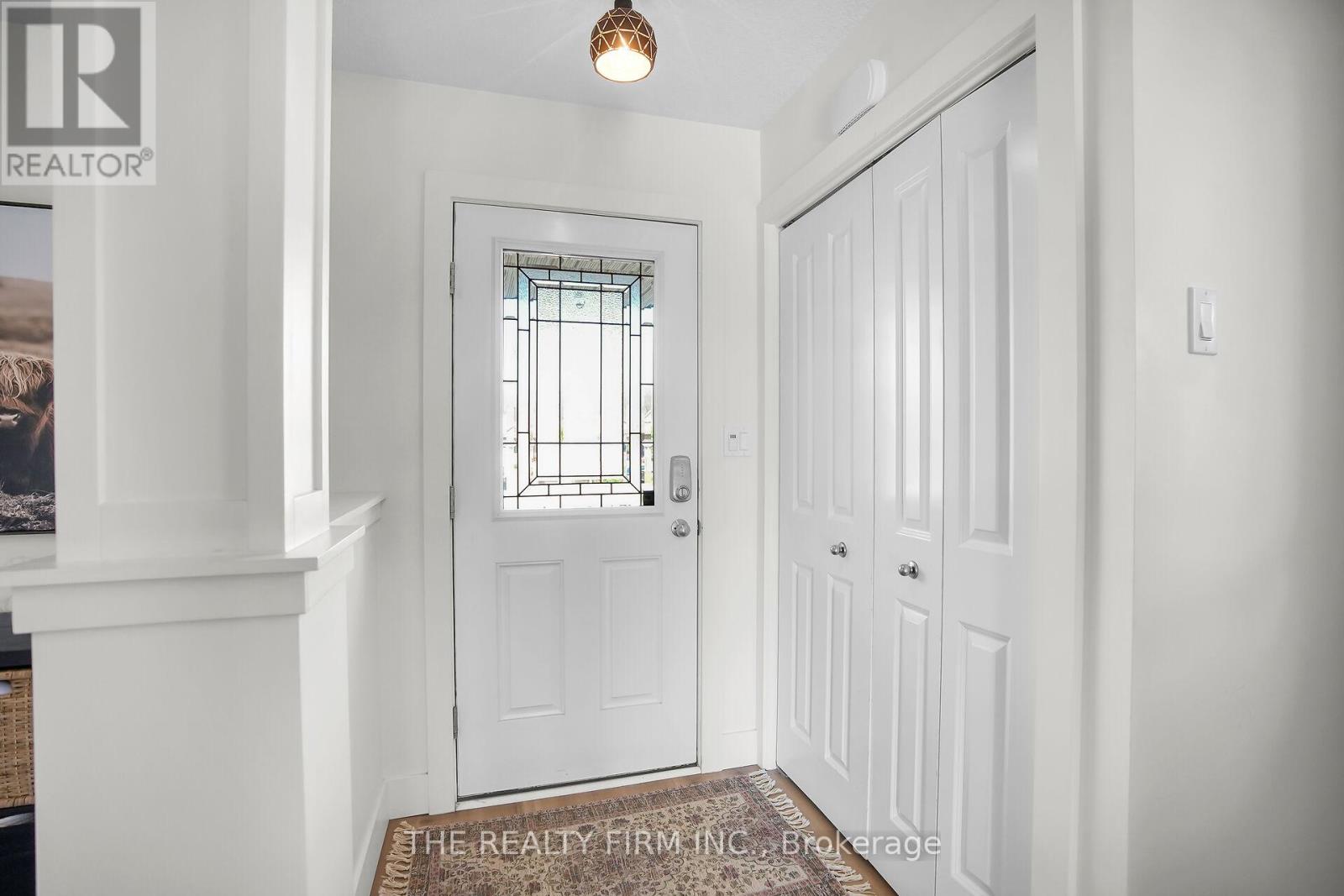 11 Cardinal Court, St. Thomas, Ontario  N5P 0C5 - Photo 4 - X12208167