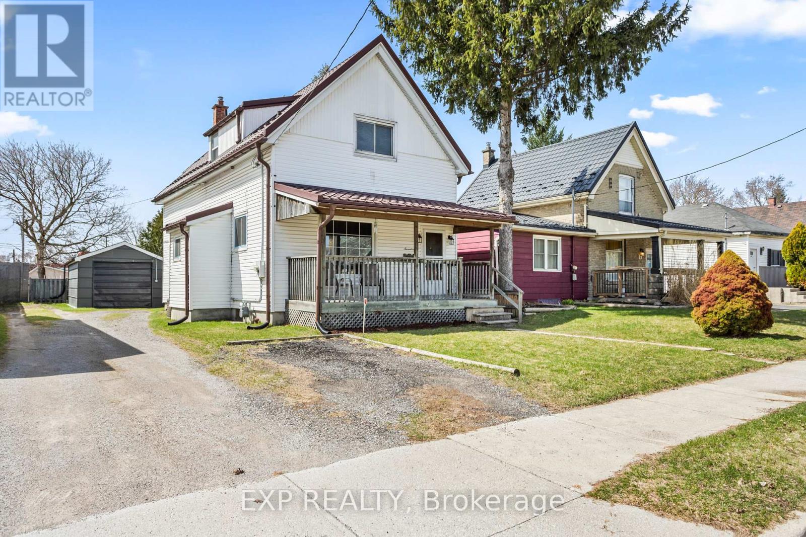 17 Hume Street, London East, Ontario  N5Z 2N9 - Photo 1 - X12208191