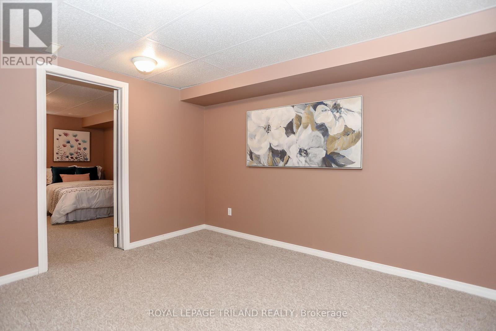 20 Linden Lane, St. Thomas, Ontario  N5P 4M4 - Photo 32 - X12208197