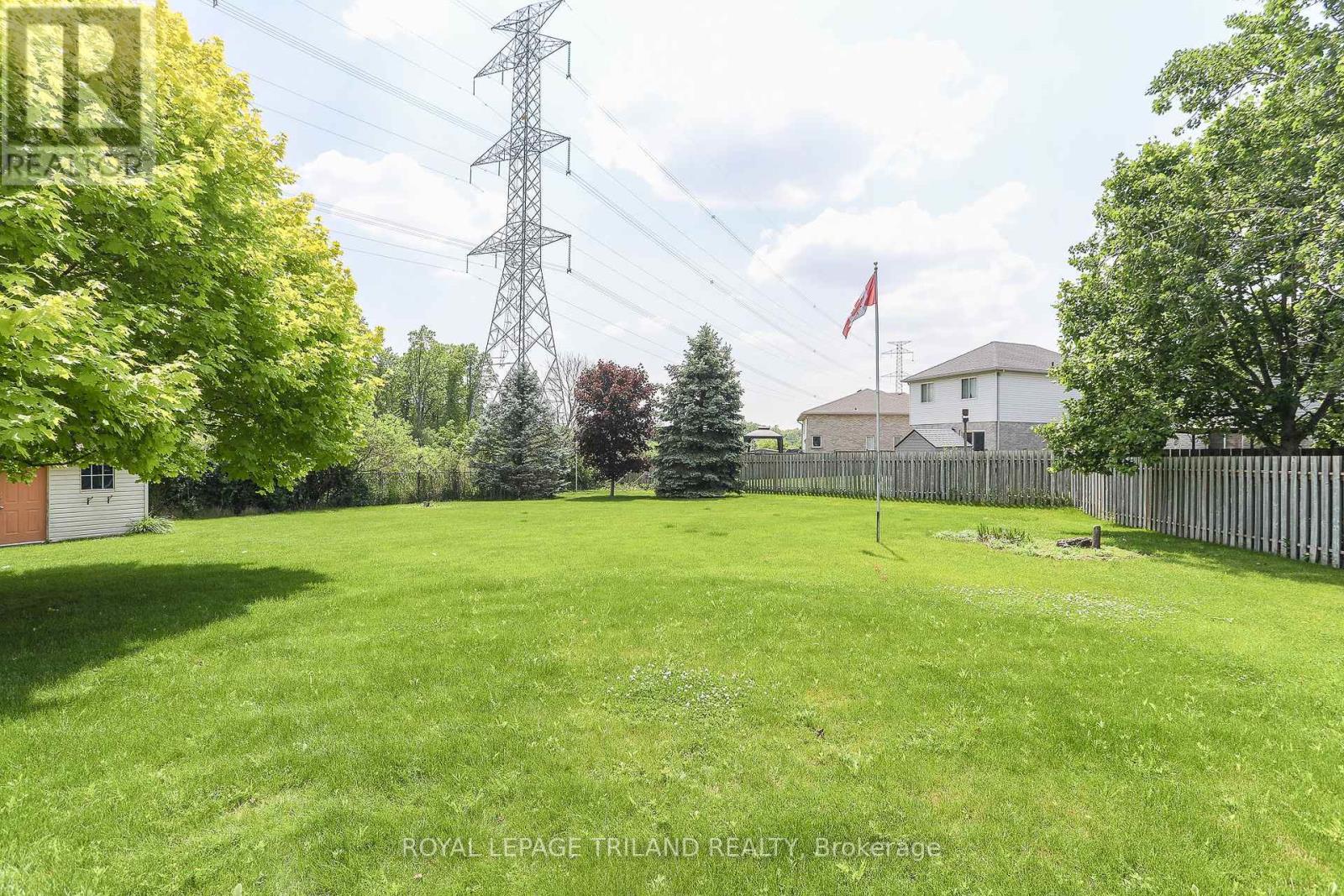 20 Linden Lane, St. Thomas, Ontario  N5P 4M4 - Photo 38 - X12208197