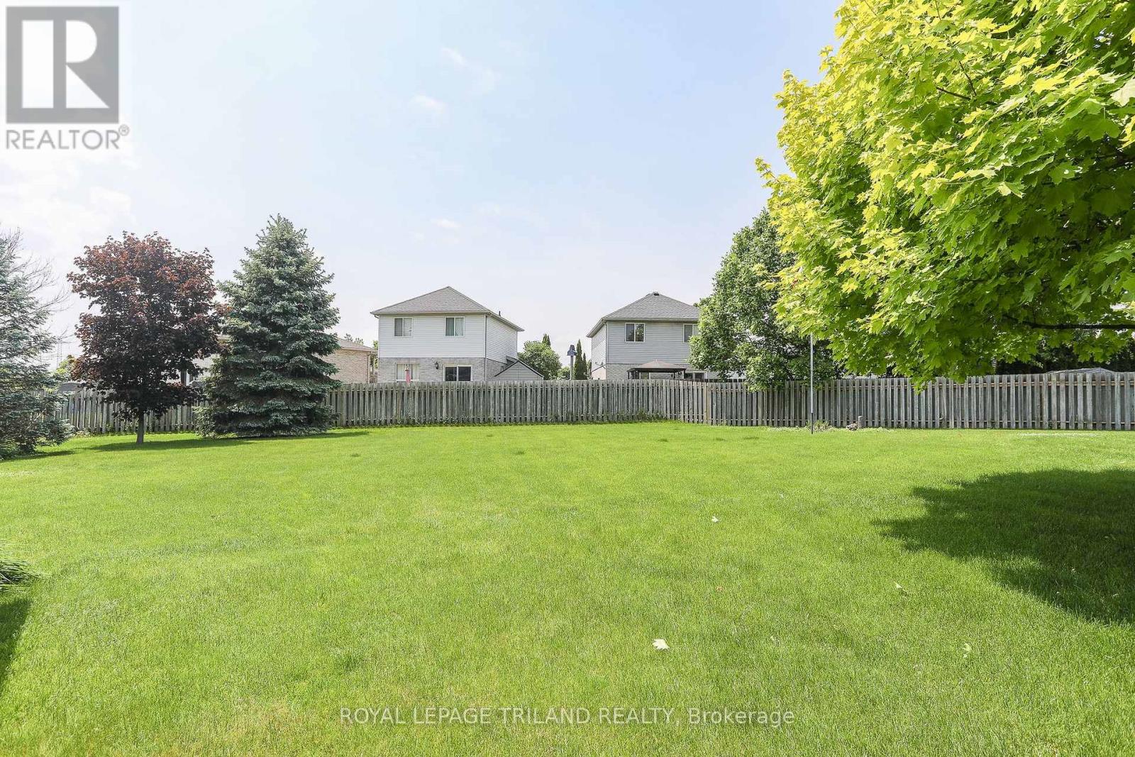 20 Linden Lane, St. Thomas, Ontario  N5P 4M4 - Photo 44 - X12208197
