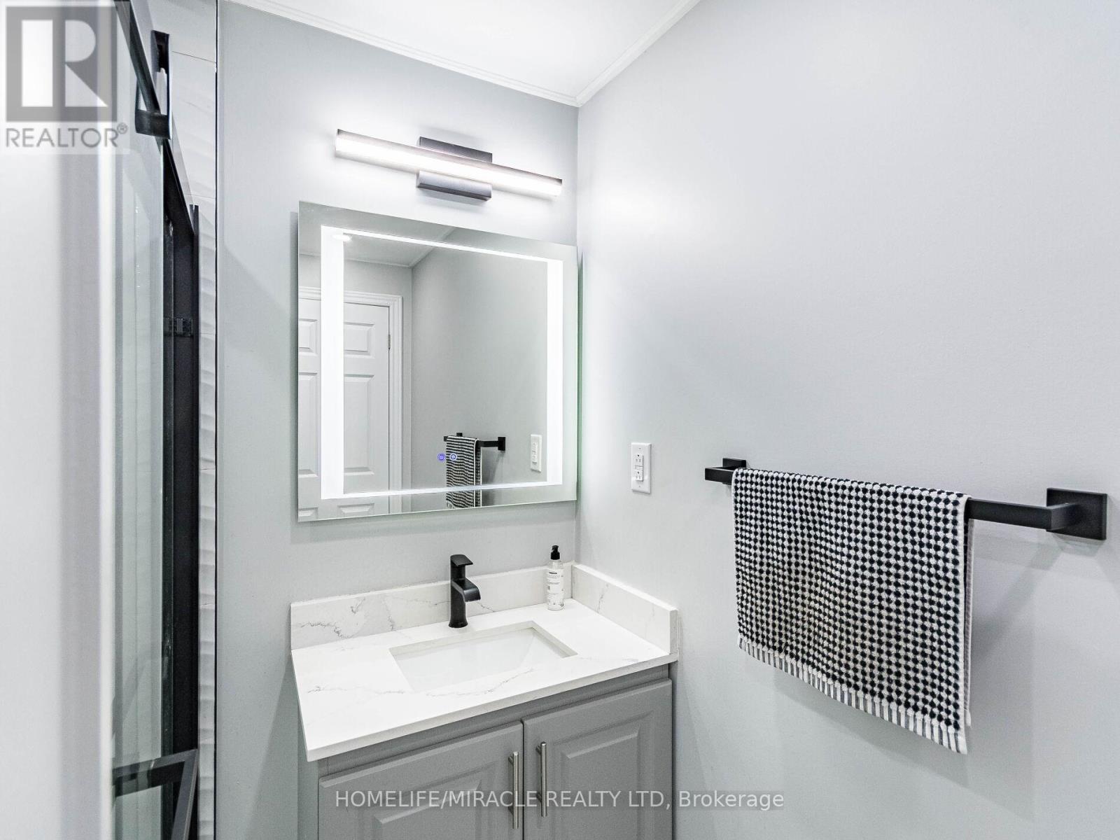 55 Mccandless Court, Milton, Ontario  L9T 2C4 - Photo 42 - W12208071