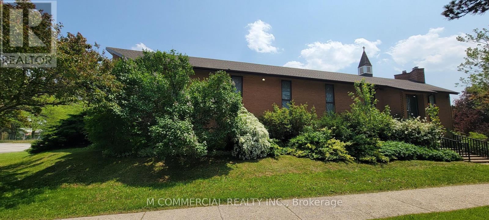5324 Bromley Road, Burlington (Appleby), Ontario  L7L 3G4 - Photo 1 - W12208087