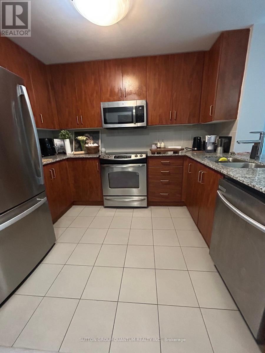411 - 215 Sherway Gardens Road, Toronto (Islington-City Centre West), Ontario  M9C 0A4 - Photo 11 - W12208109