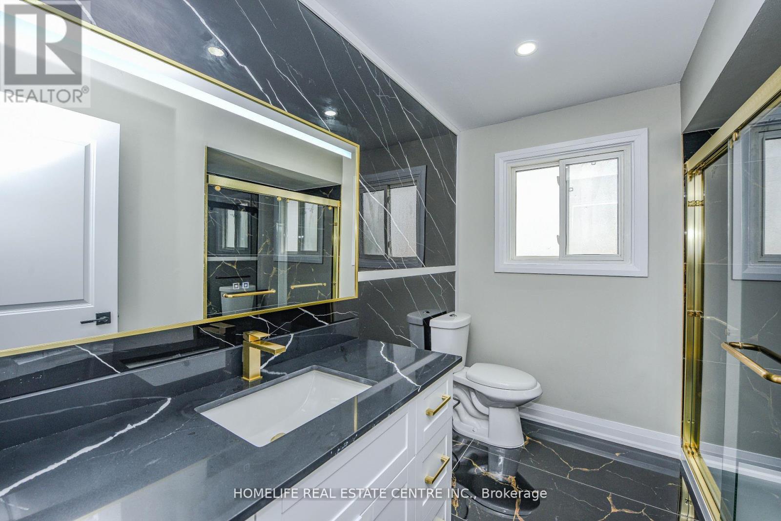 37 Newlyn Crescent, Brampton, Ontario  L6V 3A9 - Photo 17 - W12208138