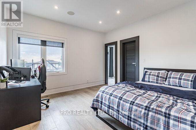 2682 Crystalburn Avenue, Mississauga, Ontario  L5B 2N8 - Photo 24 - W12208140