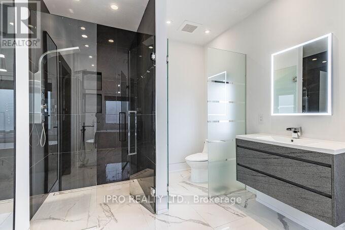 2682 Crystalburn Avenue, Mississauga, Ontario  L5B 2N8 - Photo 31 - W12208140