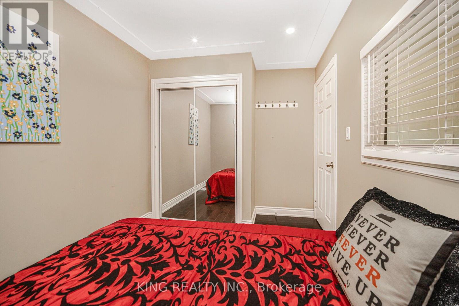 26 Davenport Crescent, Brampton (Southgate), Ontario  L6T 3L6 - Photo 21 - W12208143