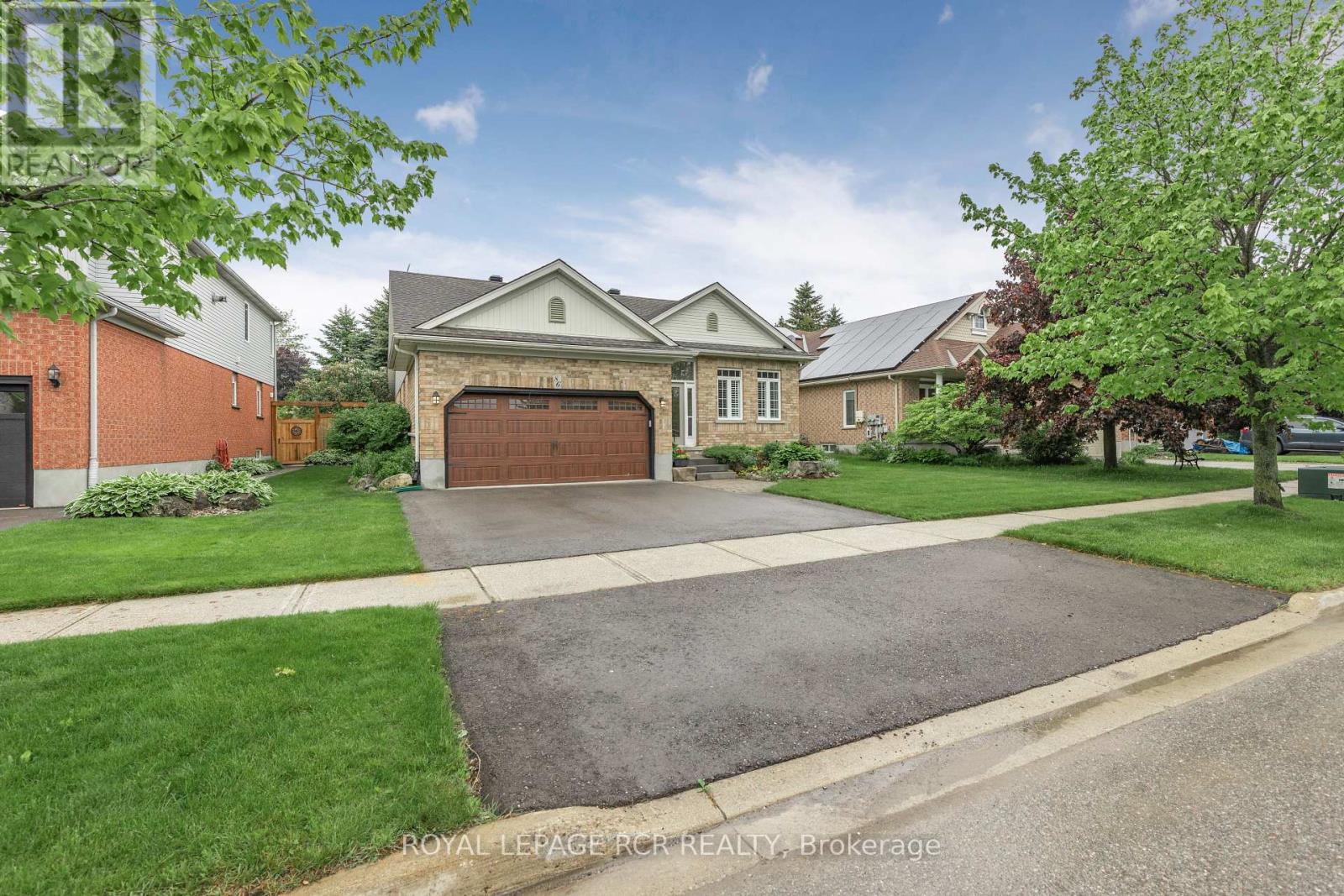 86 Hunter Road, Orangeville, Ontario  L9W 5C3 - Photo 2 - W12208149