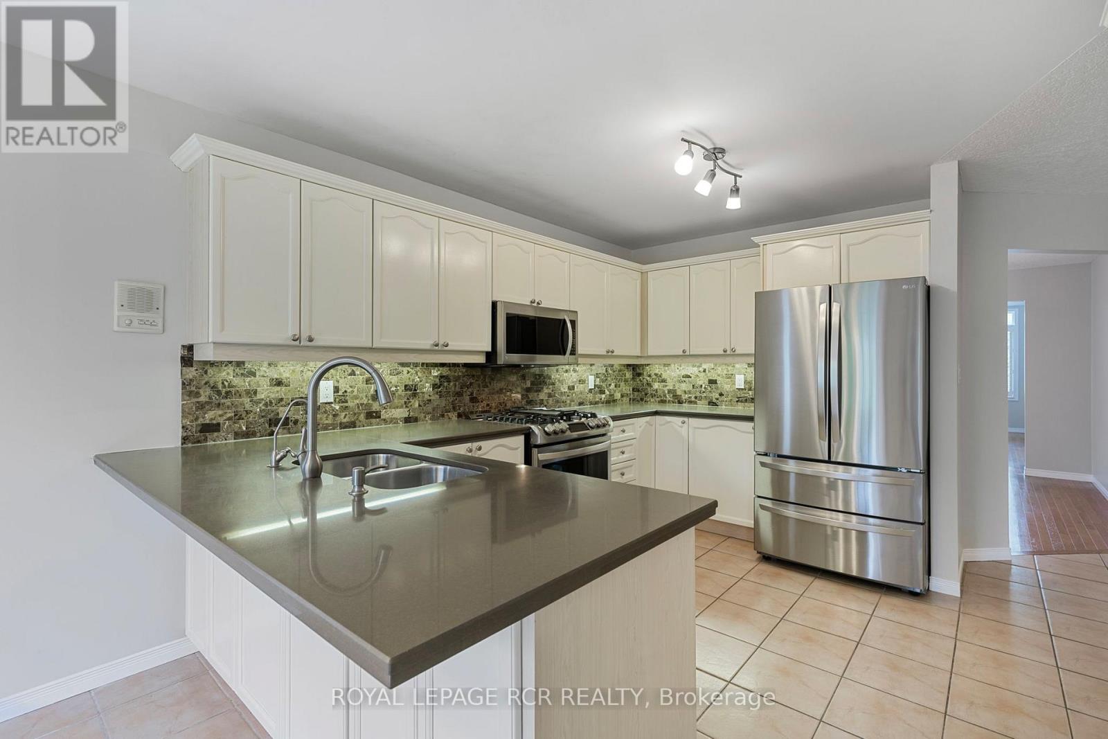86 Hunter Road, Orangeville, Ontario  L9W 5C3 - Photo 29 - W12208149