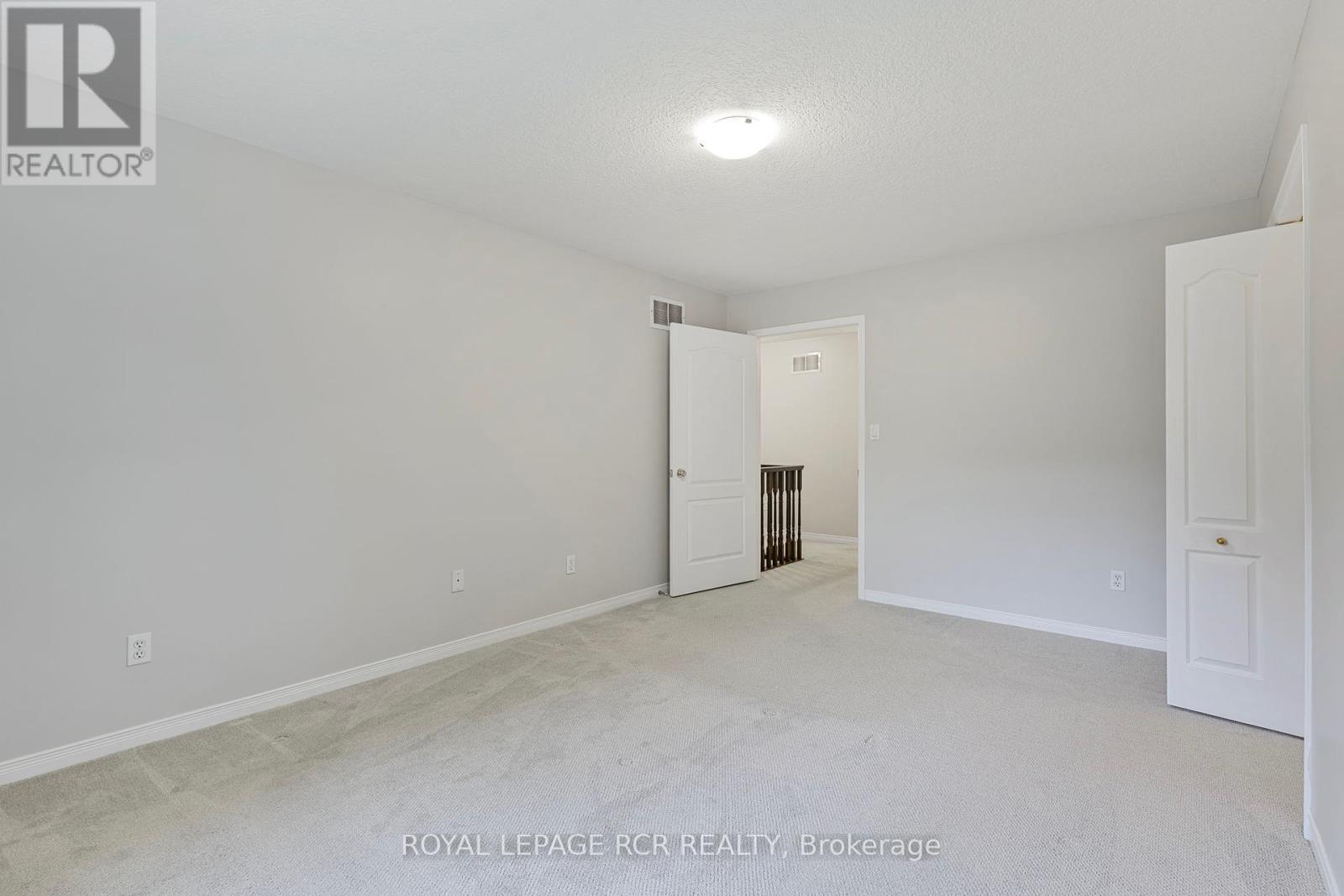 86 Hunter Road, Orangeville, Ontario  L9W 5C3 - Photo 32 - W12208149