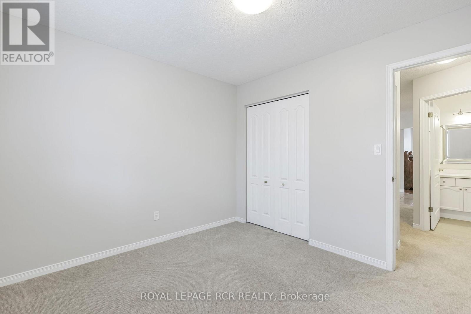 86 Hunter Road, Orangeville, Ontario  L9W 5C3 - Photo 37 - W12208149