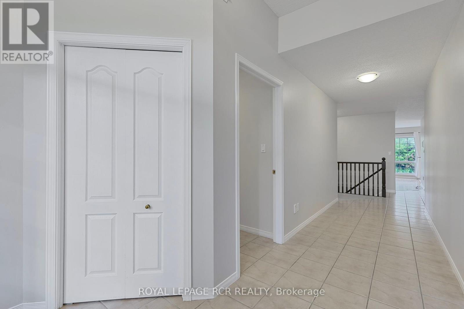 86 Hunter Road, Orangeville, Ontario  L9W 5C3 - Photo 6 - W12208149