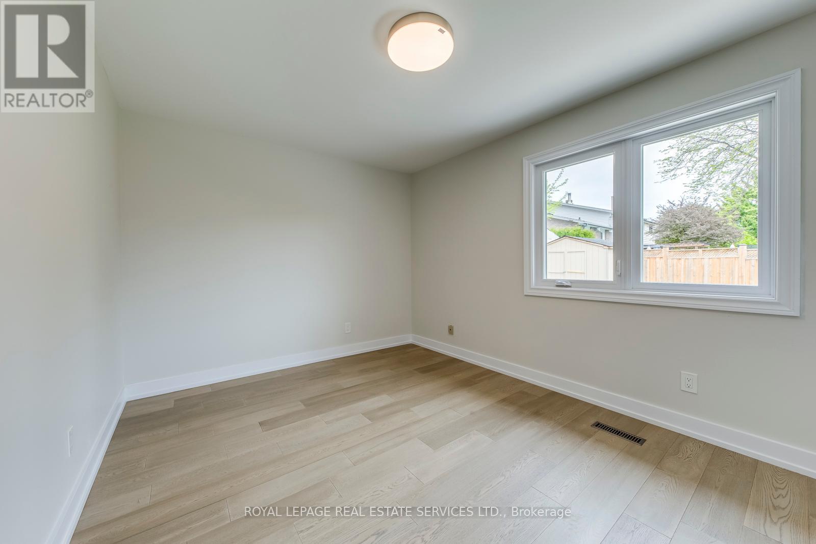 690 Mississuaga Valley Boulevard, Mississauga, Ontario  L5A 1Z4 - Photo 16 - W12208151