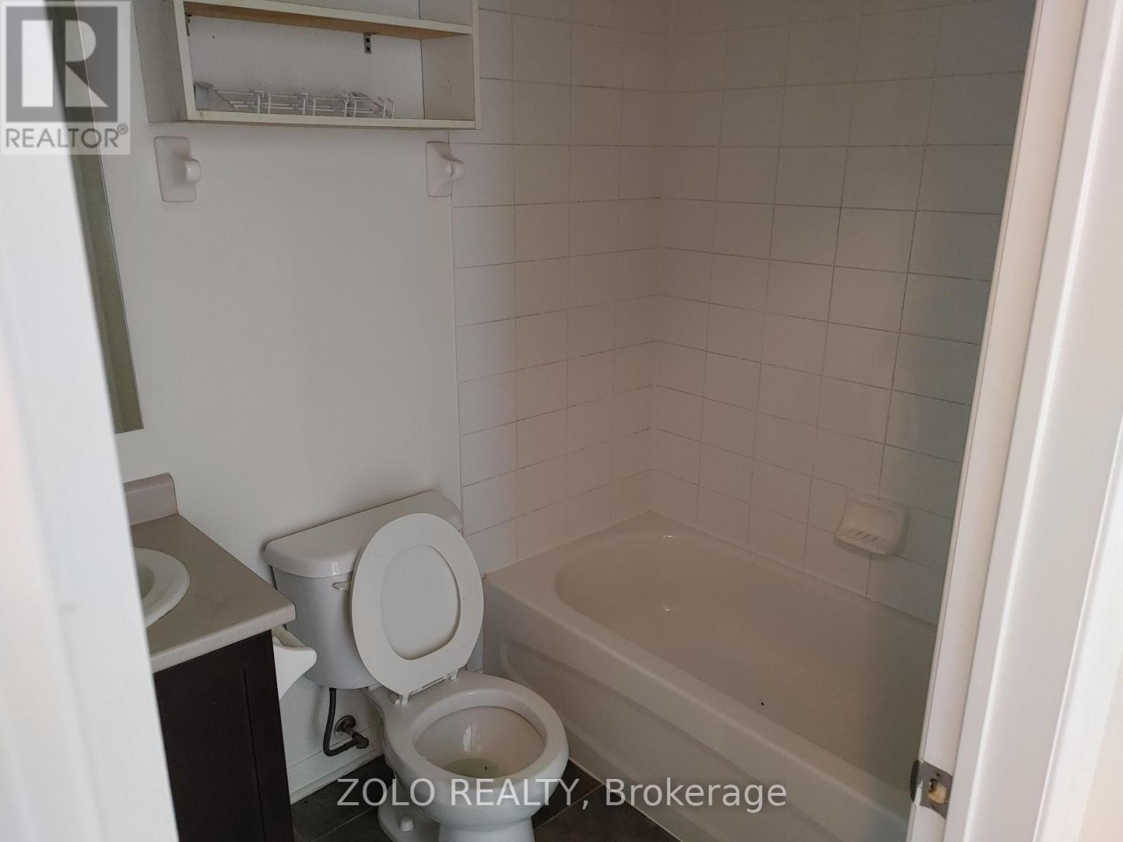 117 - 2891 Rio Court Sw, Mississauga, Ontario  L5M 0S3 - Photo 5 - W12208161