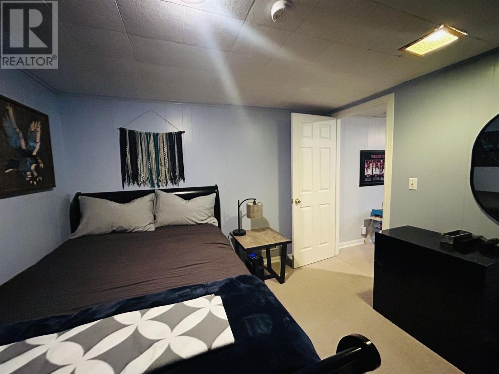 98 Phyllis St, Thunder Bay, Ontario  P7B 1S7 - Photo 29 - TB251582